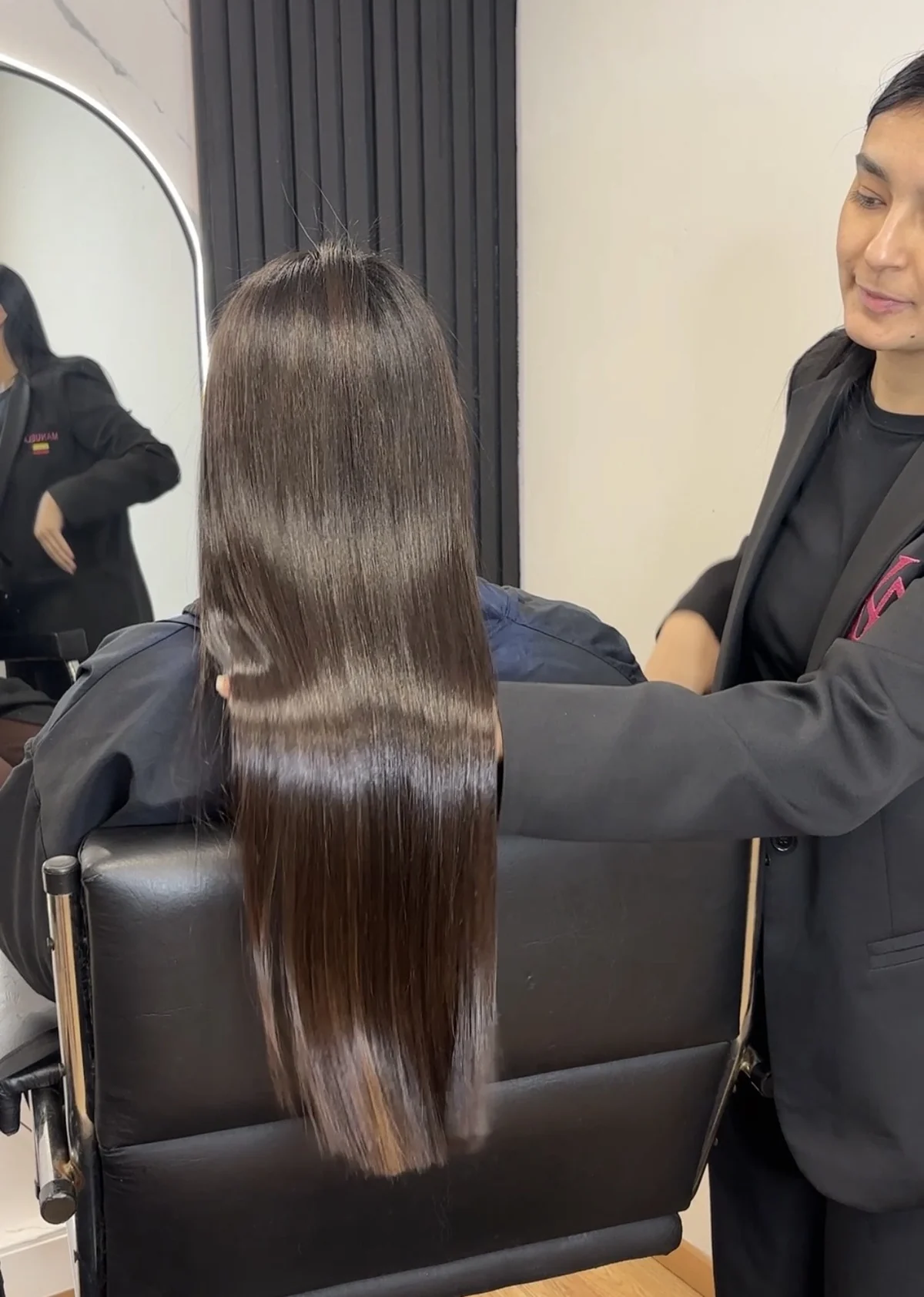 Resultado de cabello castaño largo y brillante